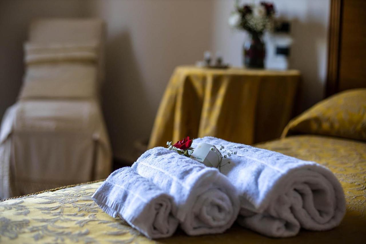 Hotel Ristorante Farneta Cortona Kültér fotó